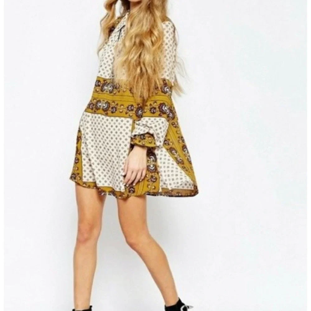 Free People Women's Size Medium Changing Times Mixed Print Tunic Top